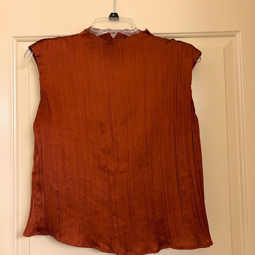 Abercrombie & Fitch women’s silk crop tank, size small, red/copper